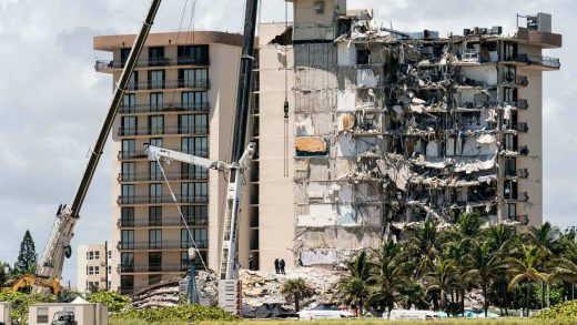 Miami building half-collapsed